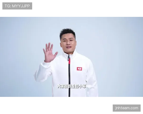 吕小军家里冰箱塞满蛋白粉，邻居以为开了健身房